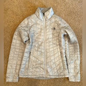 The North Face Women’s Thermoball Jacket size Small